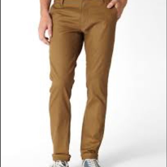 Levi’s,36/30,Two-Horse Brand, Athletic-Fit, Hybrid Khakis, Excellent Condition - Picture 9 of 10
